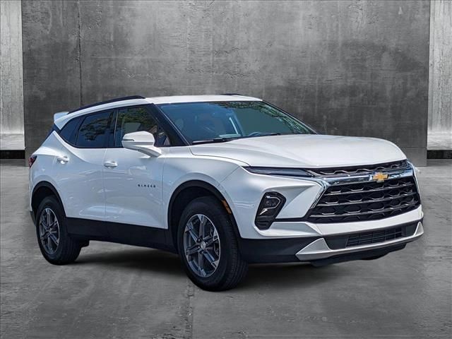 2025 Chevrolet Blazer LT