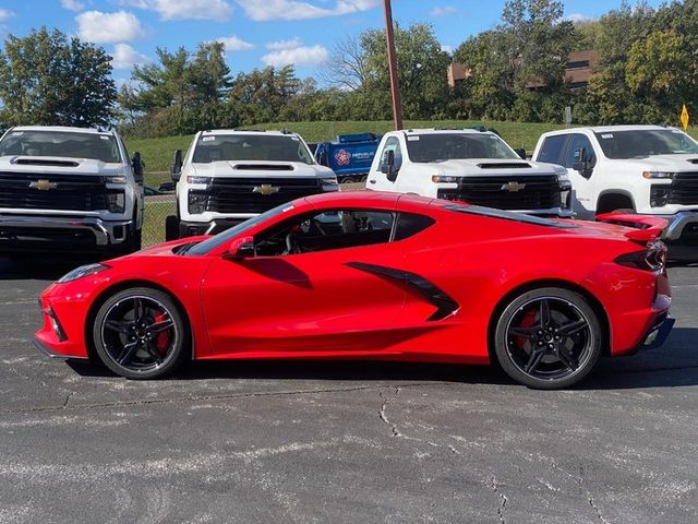 2025 Chevrolet Corvette 2LT