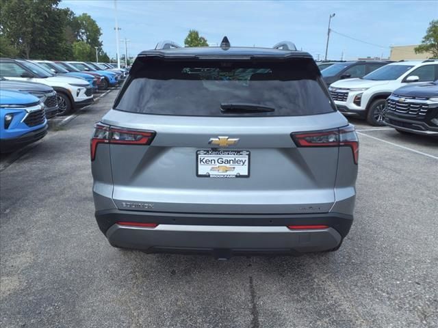 2025 Chevrolet Equinox FWD LT