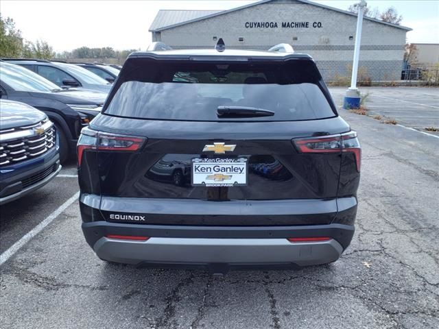 2025 Chevrolet Equinox FWD LT