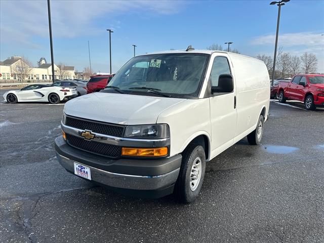 2025 Chevrolet Express Base