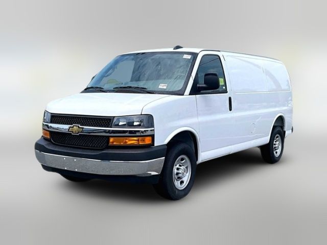 2025 Chevrolet Express Base