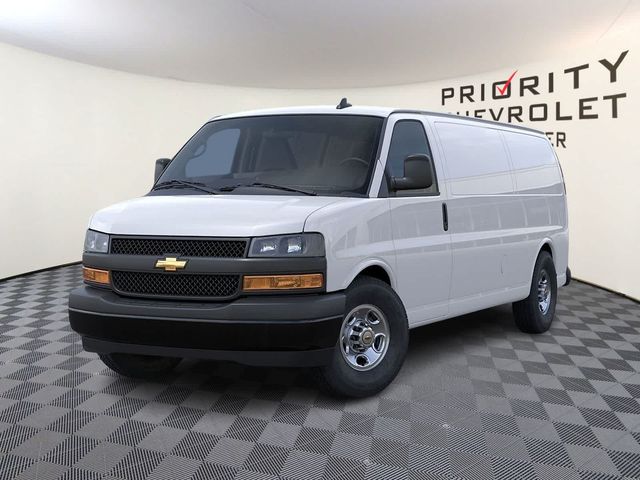 2025 Chevrolet Express Base