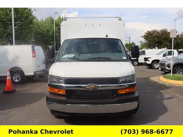 2025 Chevrolet Express Base