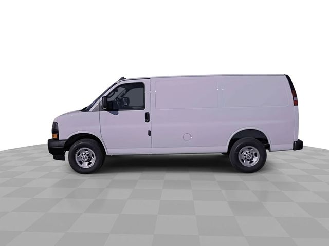 2025 Chevrolet Express Base