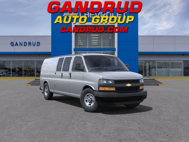 2025 Chevrolet Express Base