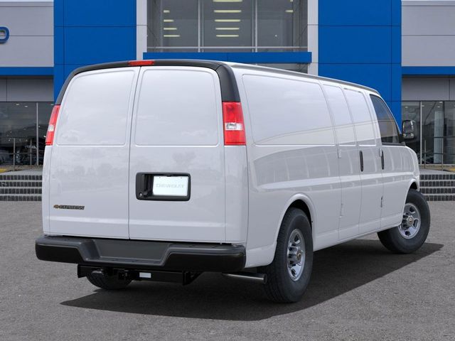 2025 Chevrolet Express Base