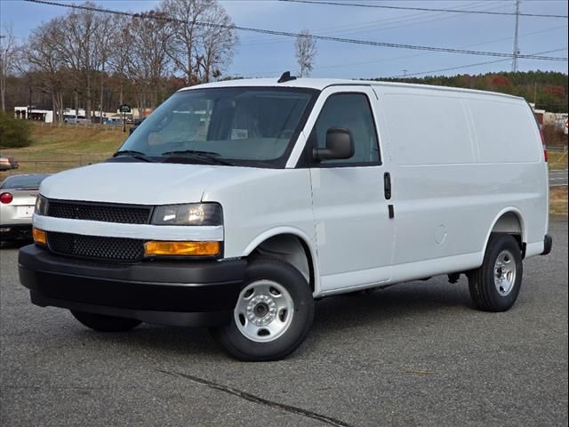 2025 Chevrolet Express Base