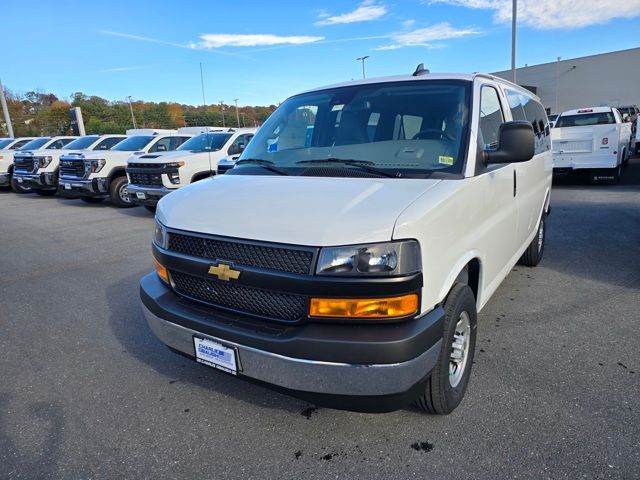 2025 Chevrolet Express LS