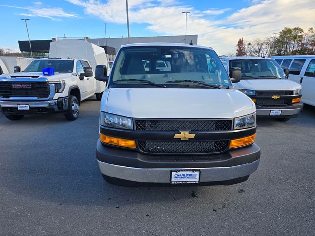 2025 Chevrolet Express LS