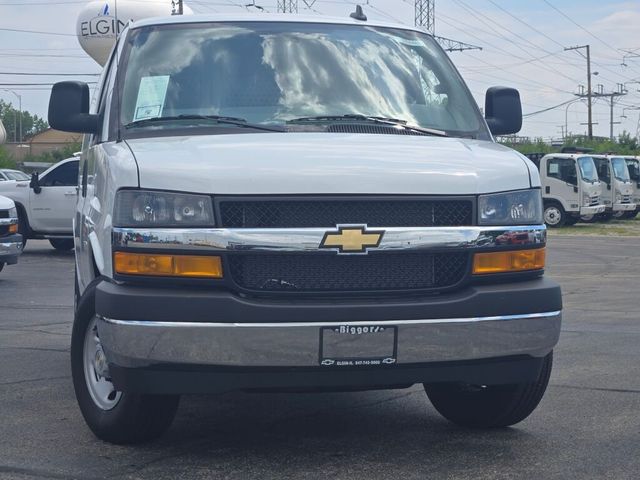2025 Chevrolet Express Base