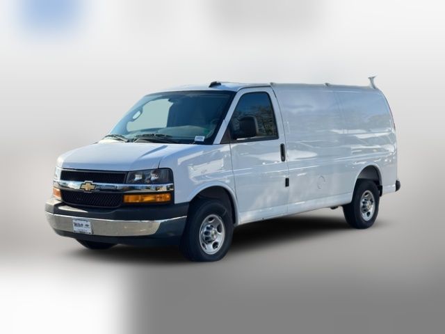 2025 Chevrolet Express Base