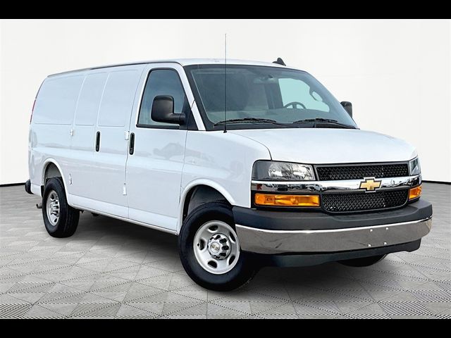 2025 Chevrolet Express Base