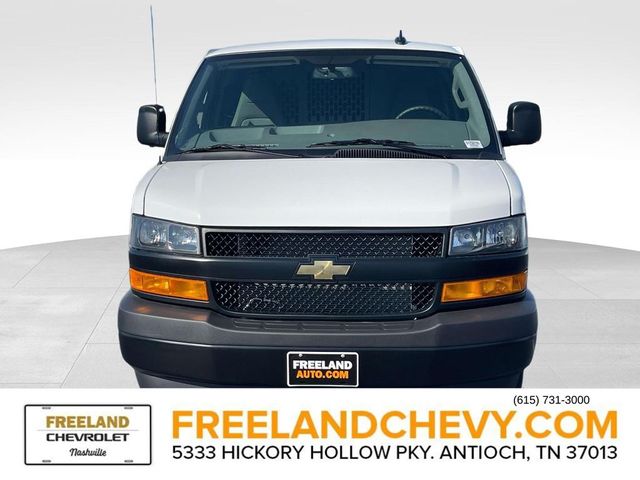 2025 Chevrolet Express Base