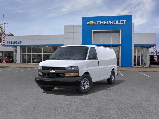 2025 Chevrolet Express Base