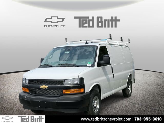 2025 Chevrolet Express Base