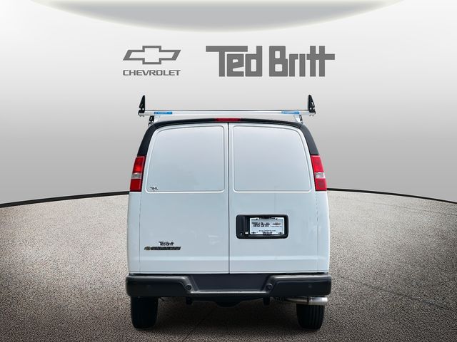 2025 Chevrolet Express Base