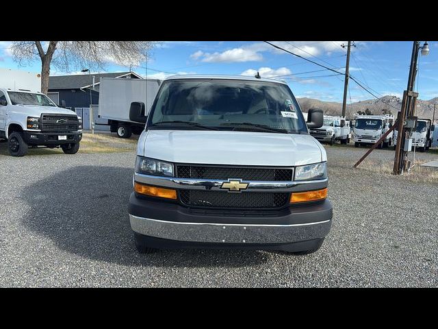 2025 Chevrolet Express Base
