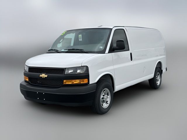 2025 Chevrolet Express Base