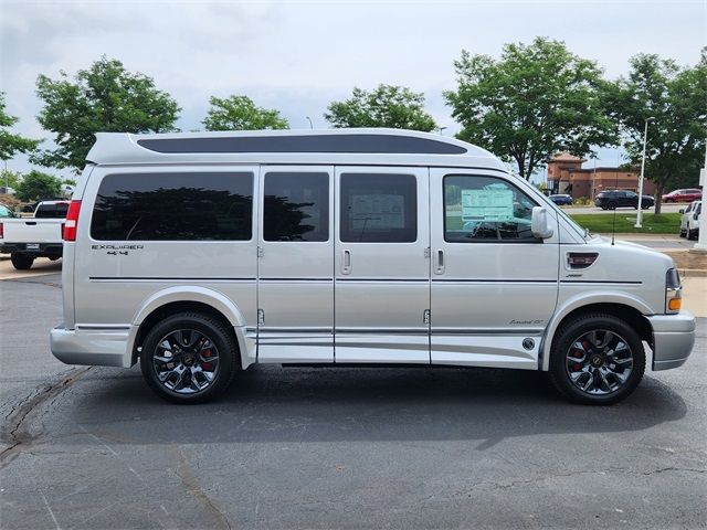 2025 Chevrolet Express Base