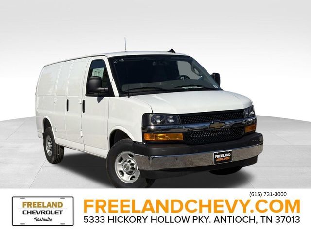 2025 Chevrolet Express Base