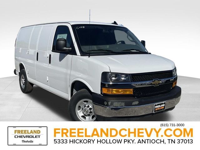 2025 Chevrolet Express Base