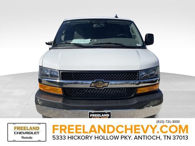 2025 Chevrolet Express Base