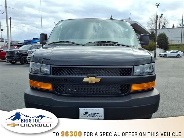 2025 Chevrolet Express Base