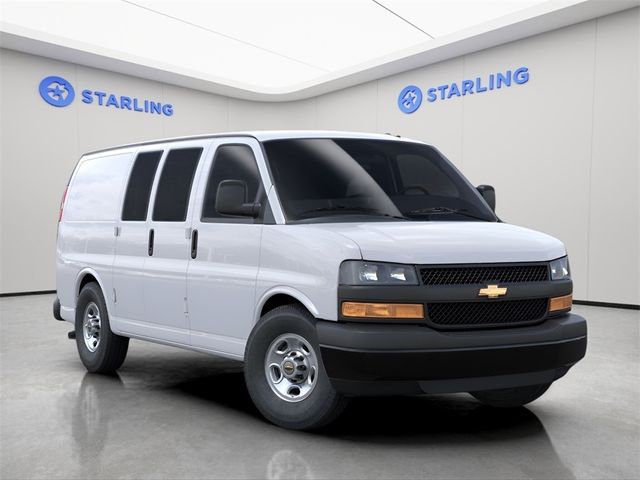 2025 Chevrolet Express Base