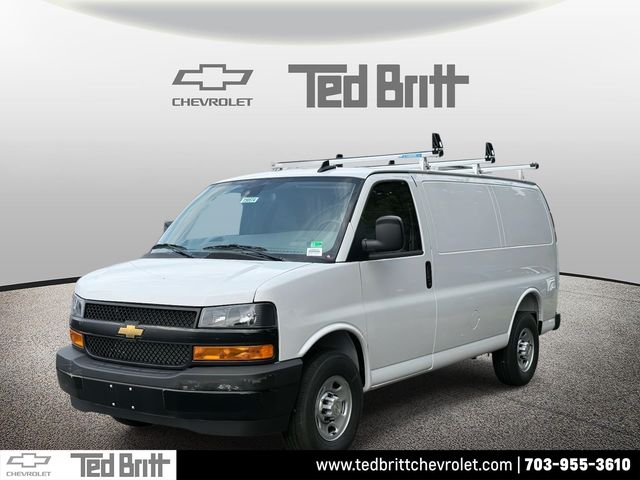 2025 Chevrolet Express Base