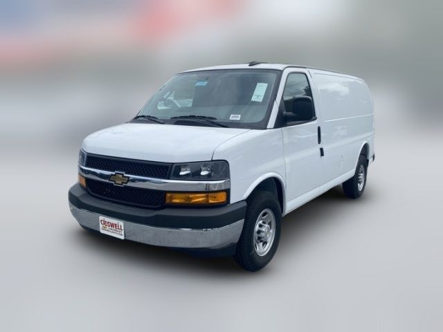 2025 Chevrolet Express Base