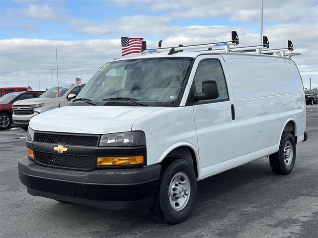 2025 Chevrolet Express Base