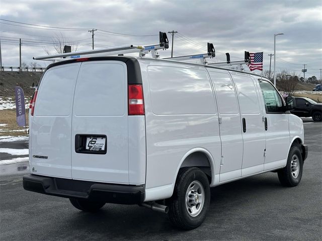 2025 Chevrolet Express Base