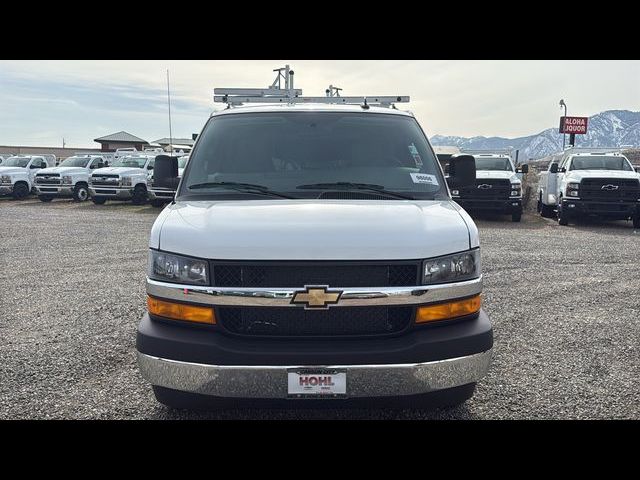 2025 Chevrolet Express Base