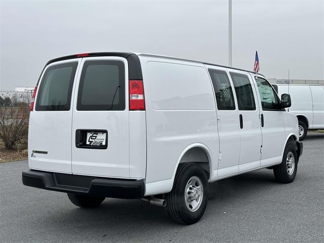 2025 Chevrolet Express Base