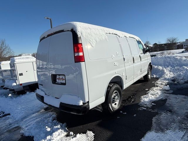 2025 Chevrolet Express Base