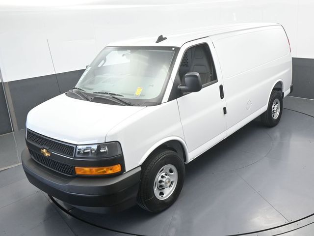 2025 Chevrolet Express Base