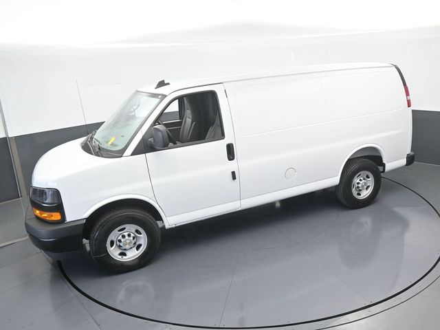 2025 Chevrolet Express Base