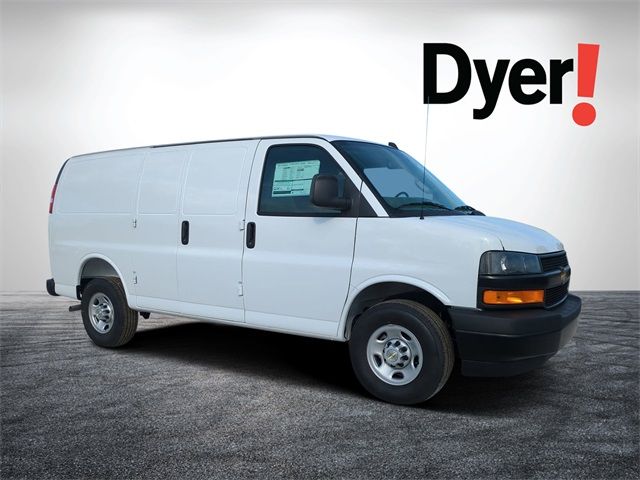 2025 Chevrolet Express Base