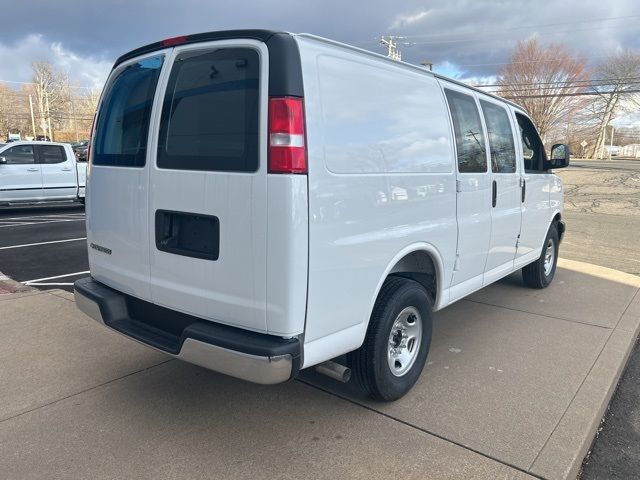 2025 Chevrolet Express Base