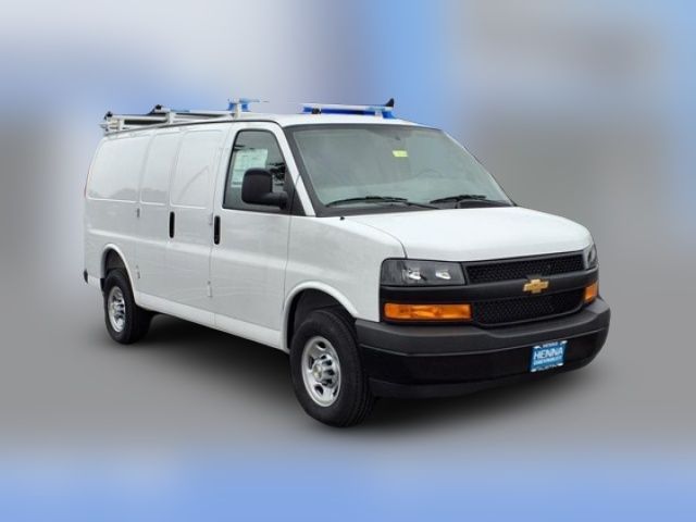 2025 Chevrolet Express Base