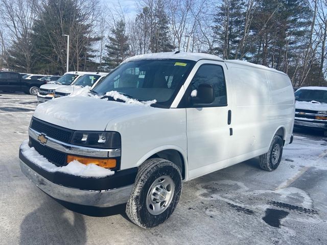 2025 Chevrolet Express Base