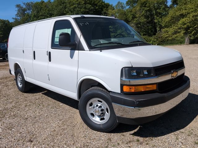 2025 Chevrolet Express Base