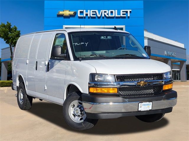 2025 Chevrolet Express Base