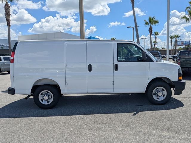 2025 Chevrolet Express Base