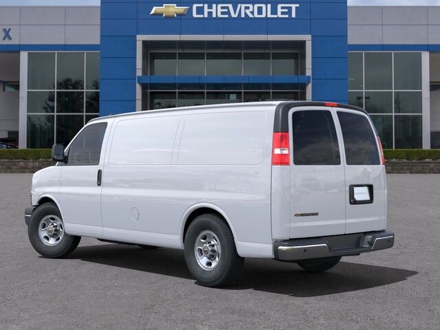 2025 Chevrolet Express Base