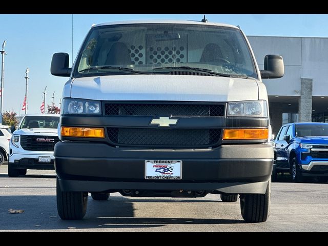 2025 Chevrolet Express Base