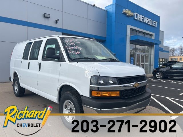 2025 Chevrolet Express Base