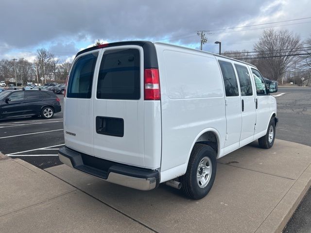 2025 Chevrolet Express Base