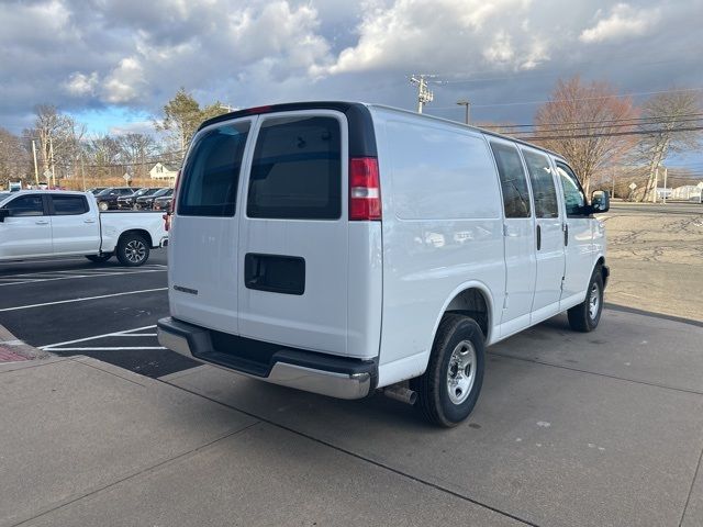 2025 Chevrolet Express Base